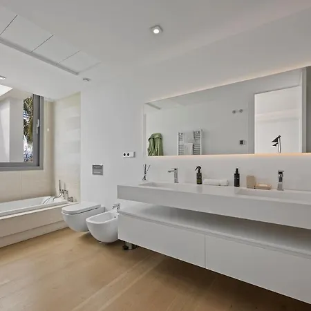 Eriksson Homes Luxury 8 Guest Sea Views * Marbella